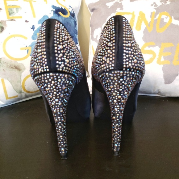Steve Madden | Play-rr Rhinestone Heels 6.5 - Picture 4 of 6